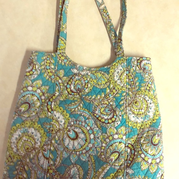 Vera Bradley Handbags - Vera Bradley purse